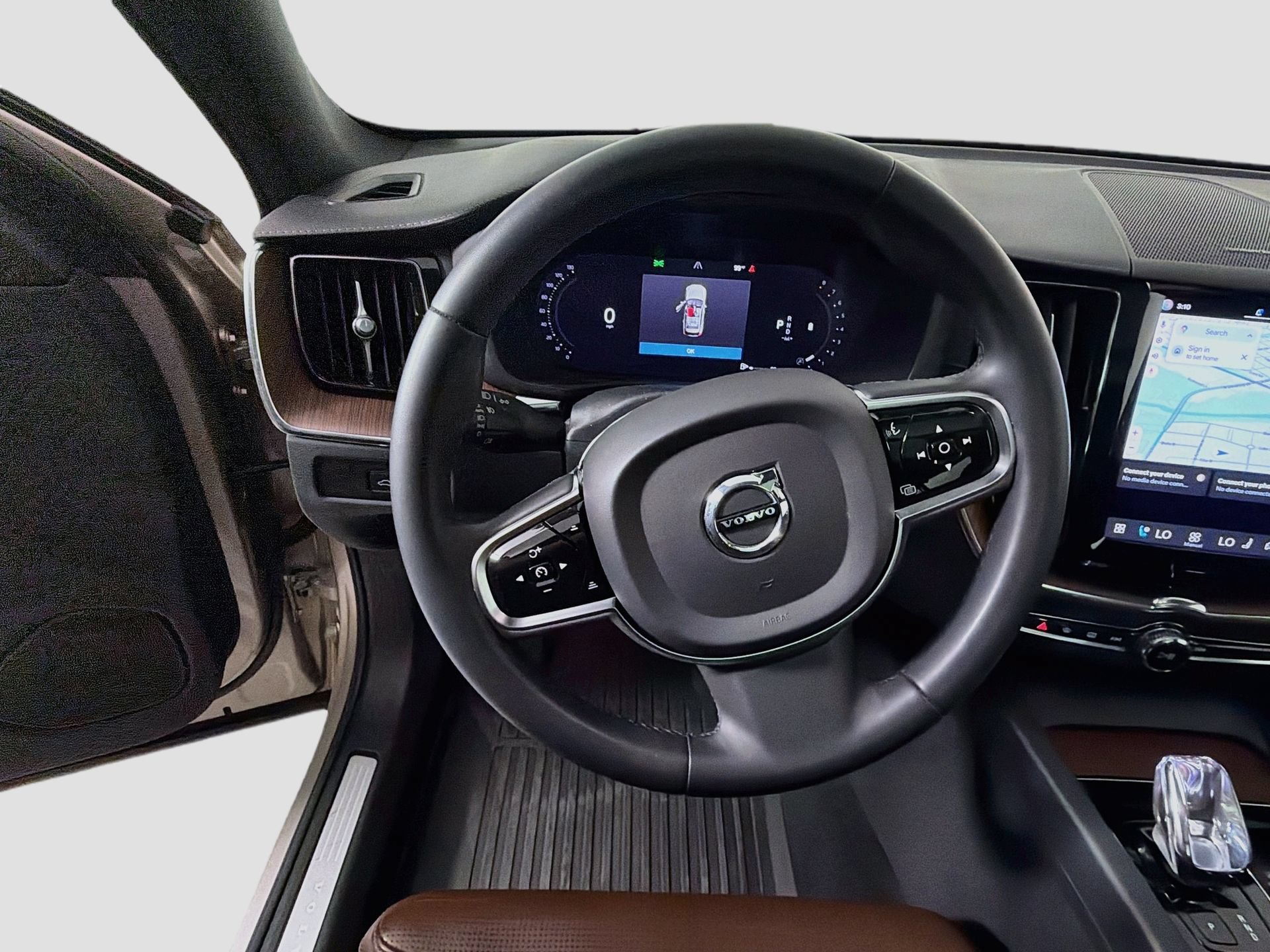 Certified 2023 Volvo XC60 B5 Ultimate w/ Climate Package AWD/4WD image 11