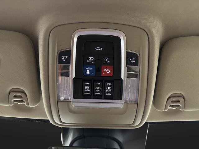 Used 2020 RAM 3500 Laramie image 29