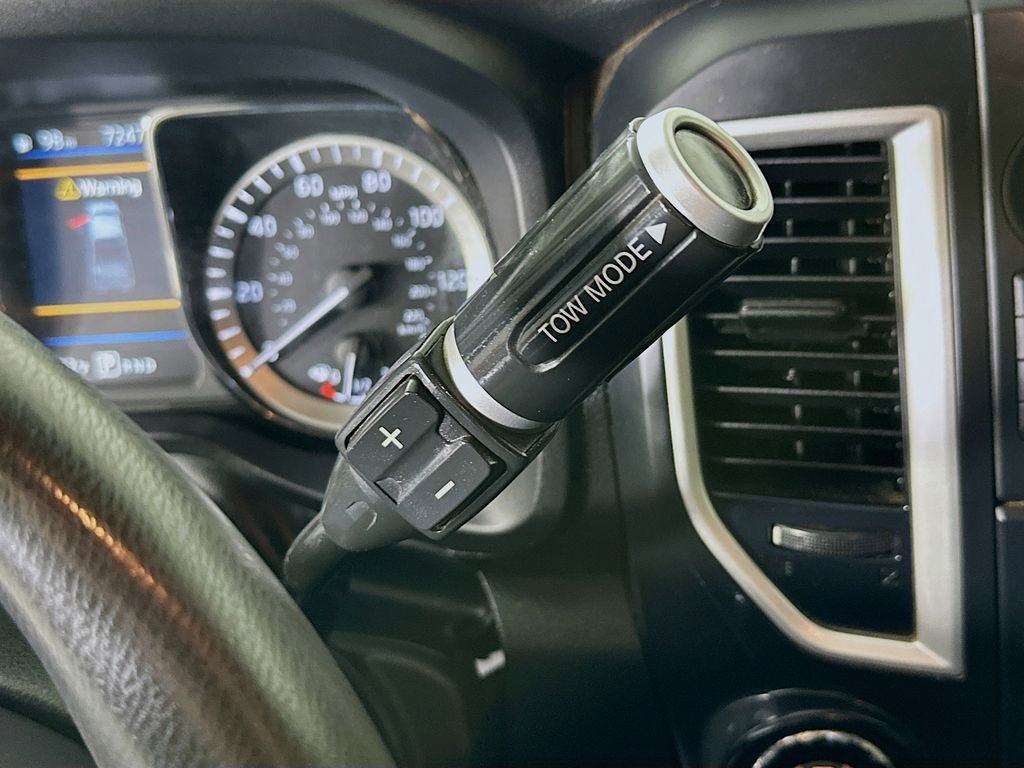 Used 2019 Nissan Titan S image 20