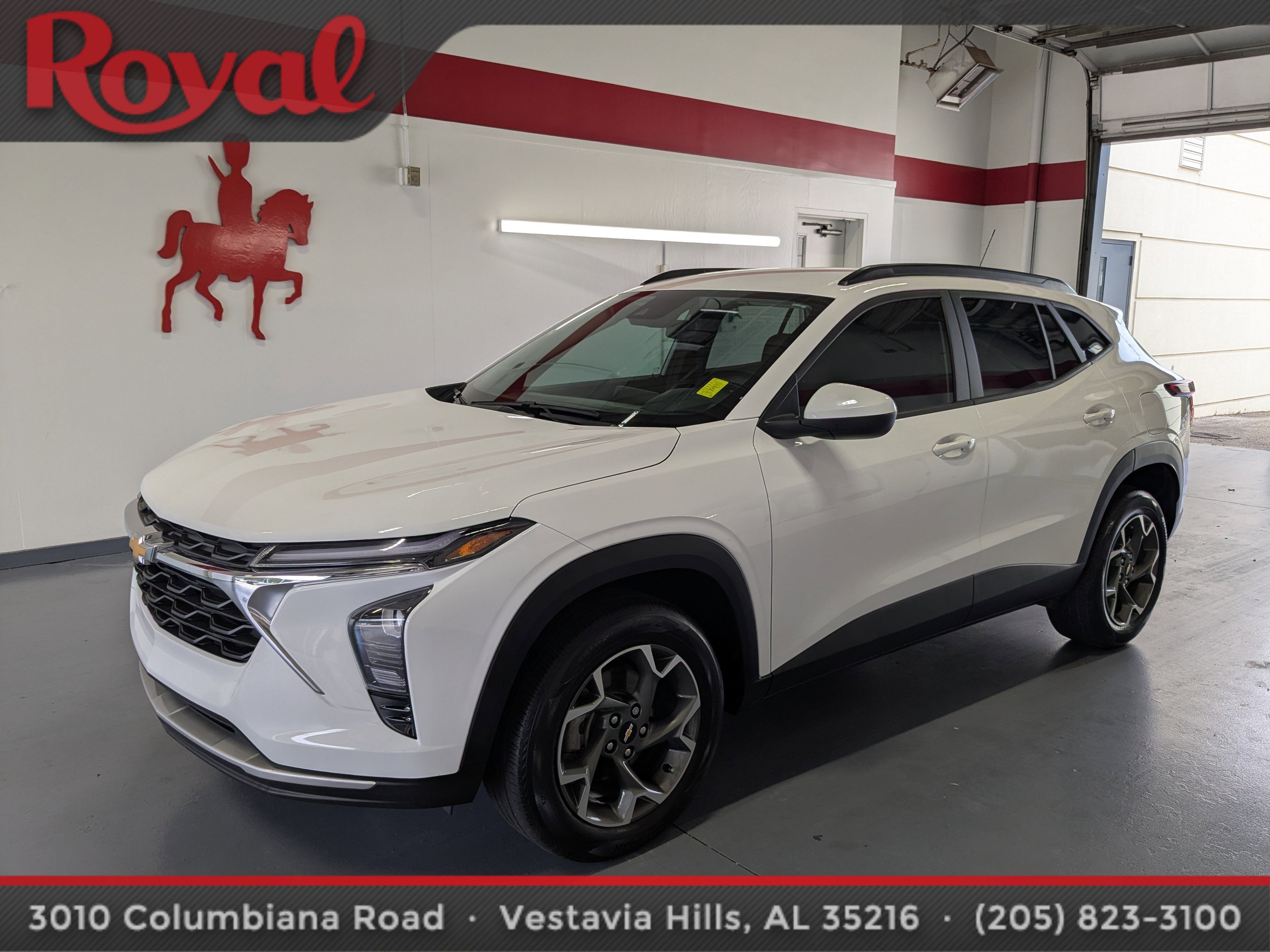 Used 2024 Chevrolet Trax LT w/ Driver Confidence Package