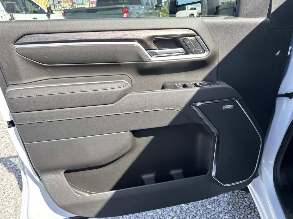 New 2026 Chevrolet Silverado 3500 LTZ w/ LTZ Plus Package AWD/4WD image 18