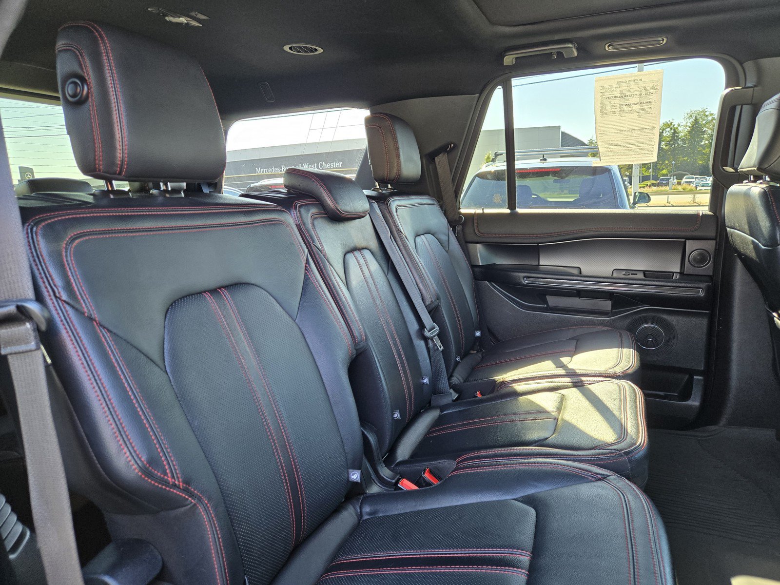 Used 2019 Ford Expedition Limited w/ Equipment Group 303A AWD/4WD image 15