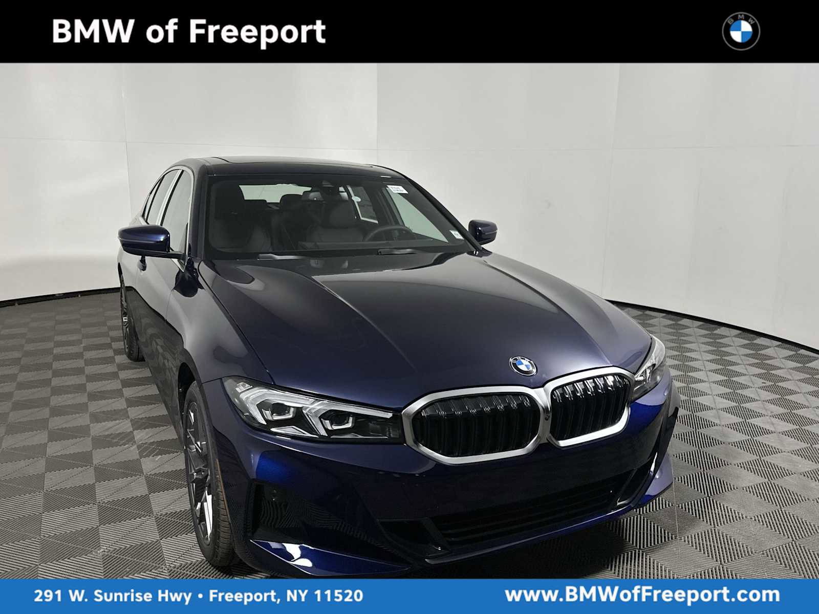 New 2026 BMW 330i xDrive Sedan w/ Parking Assistance Package