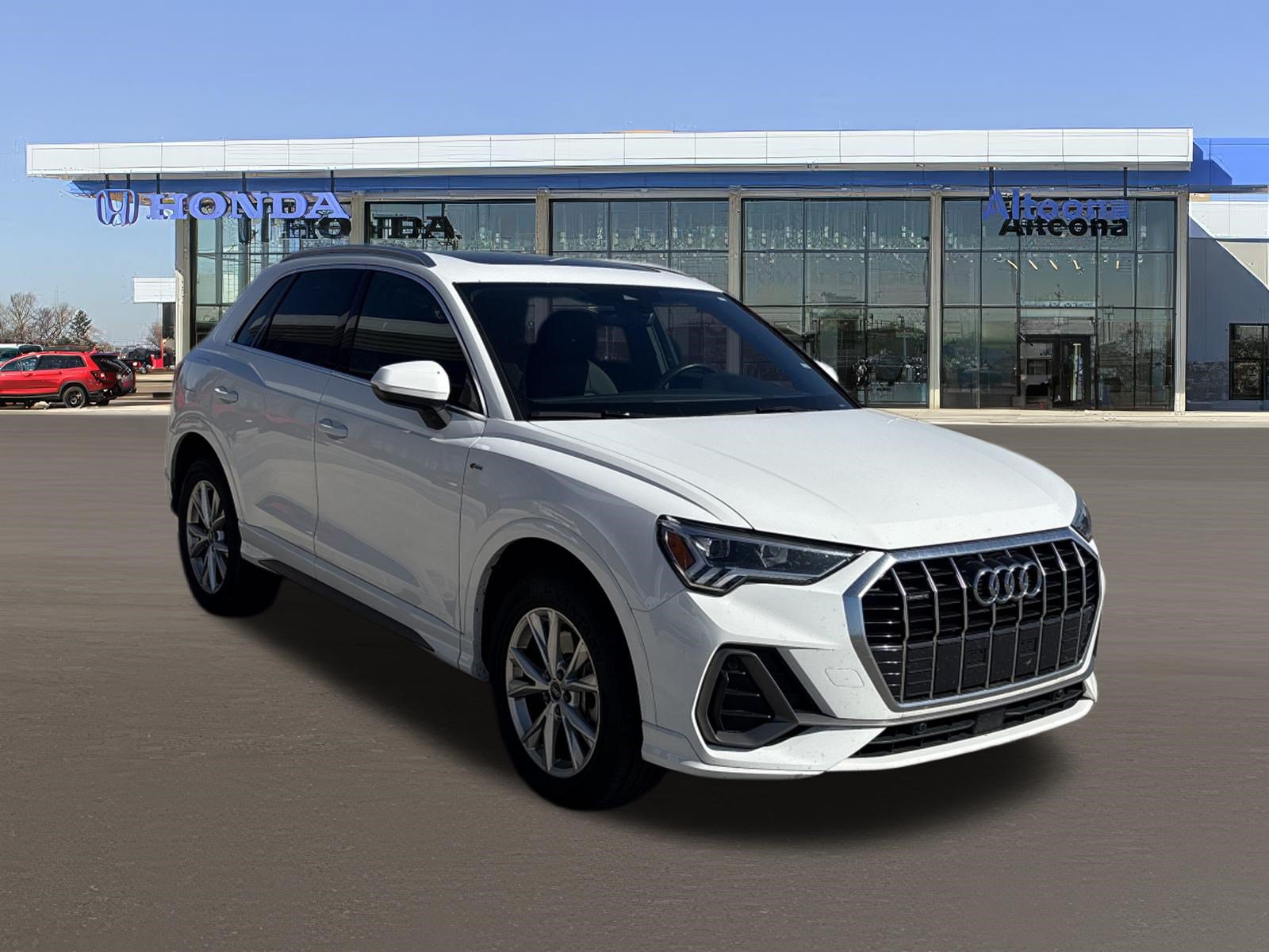 Used 2025 Audi Q3 2.0T Premium AWD/4WD image 7