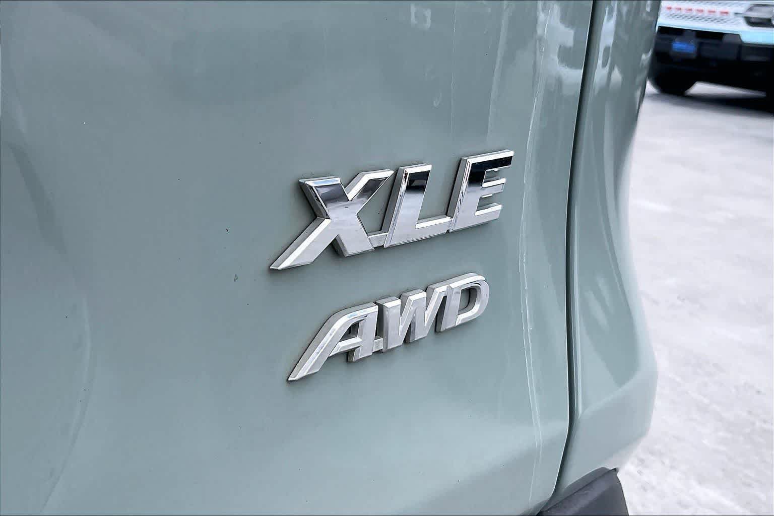 Used 2024 Toyota RAV4 XLE Premium AWD/4WD image 7