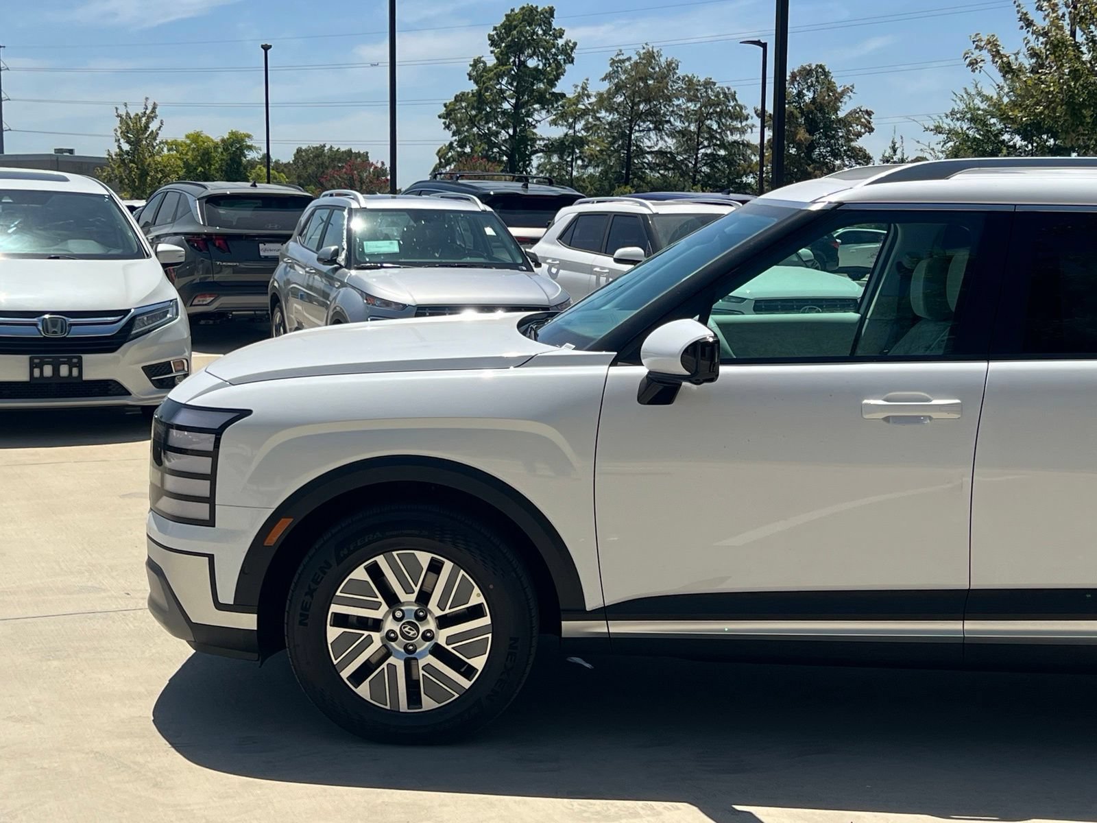 New 2026 Hyundai Palisade SEL Premium w/ Tow & Go Package AWD/4WD image 7