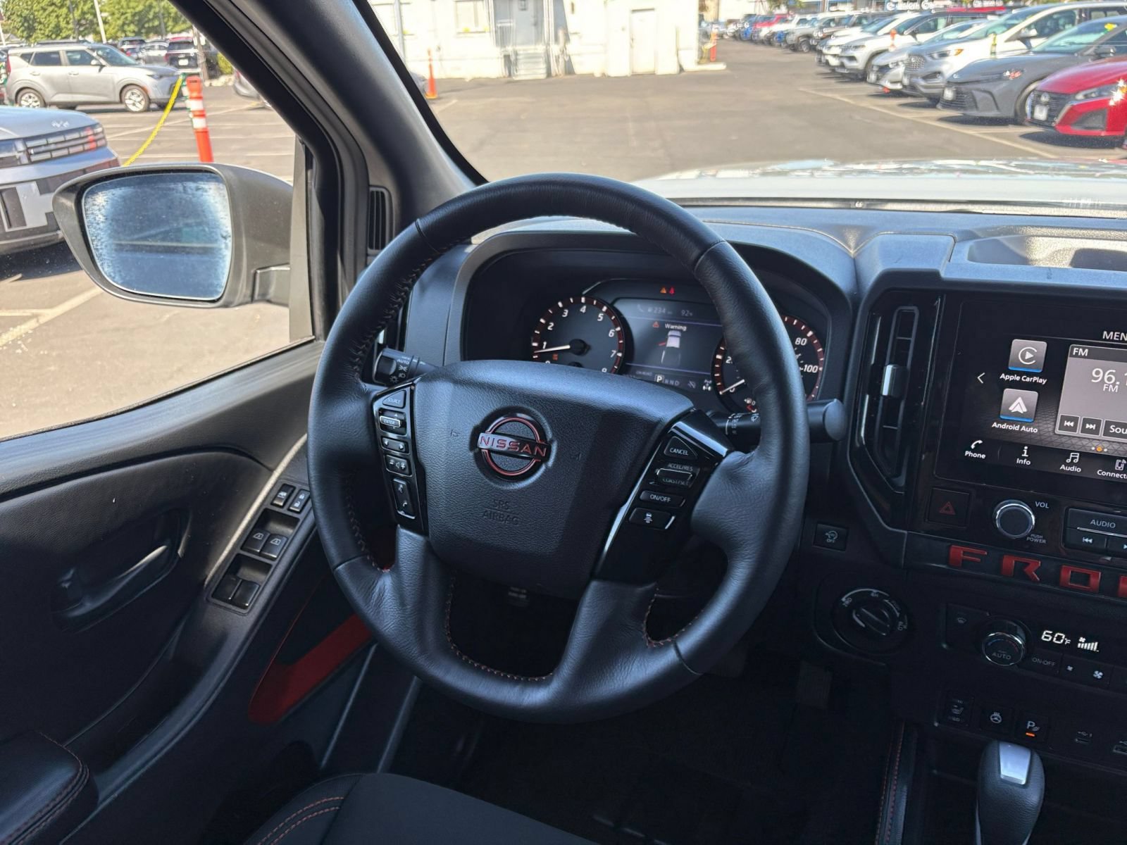 Used 2026 Nissan Frontier PRO-4X AWD/4WD image 33
