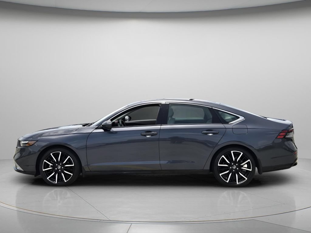 Certified 2023 Honda Accord Touring image 4
