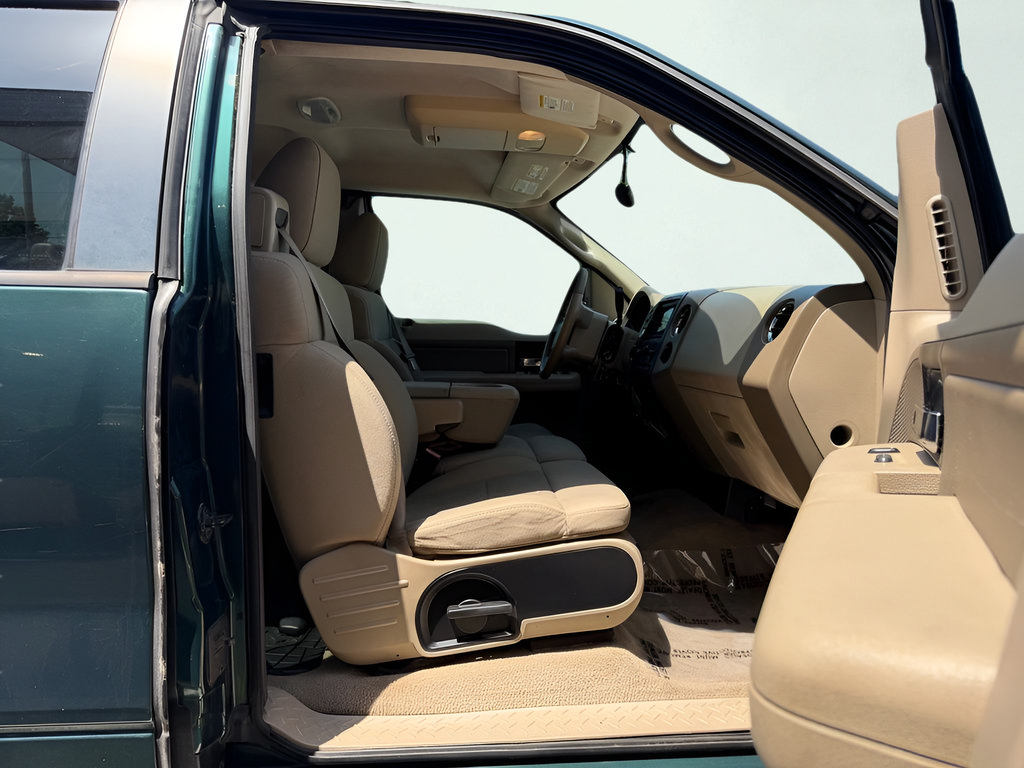 Used 2007 Ford F150 XLT AWD/4WD image 28