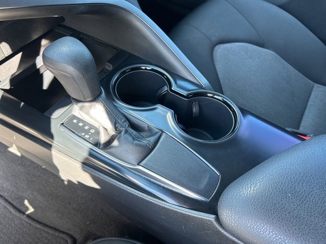 Used 2018 Toyota Camry SE image 24