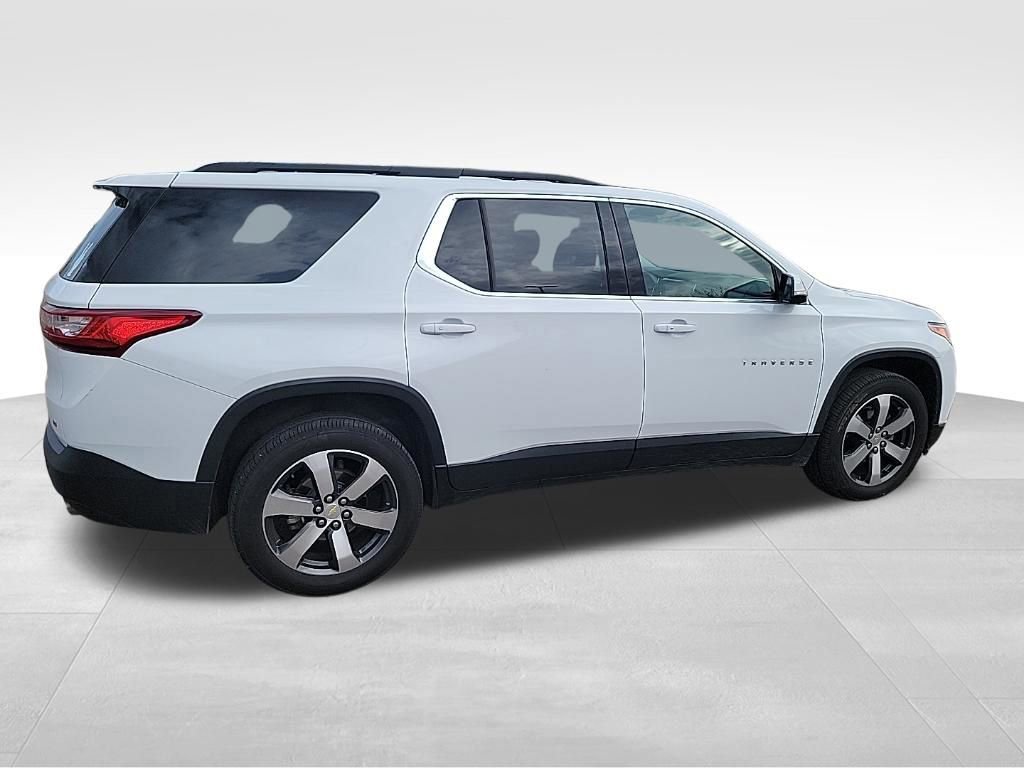 Used 2020 Chevrolet Traverse LT w/ LT Premium Package image 18