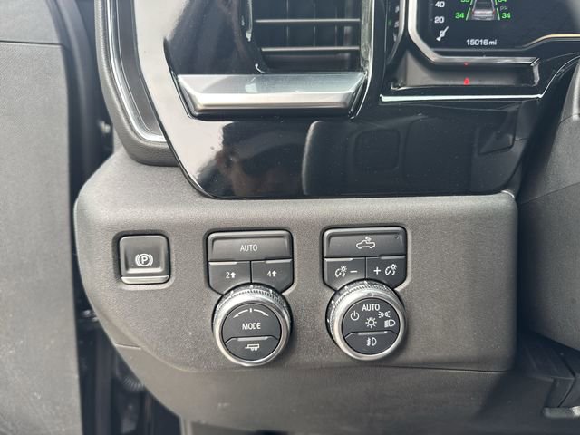 Used 2024 GMC Sierra 1500 Elevation image 17
