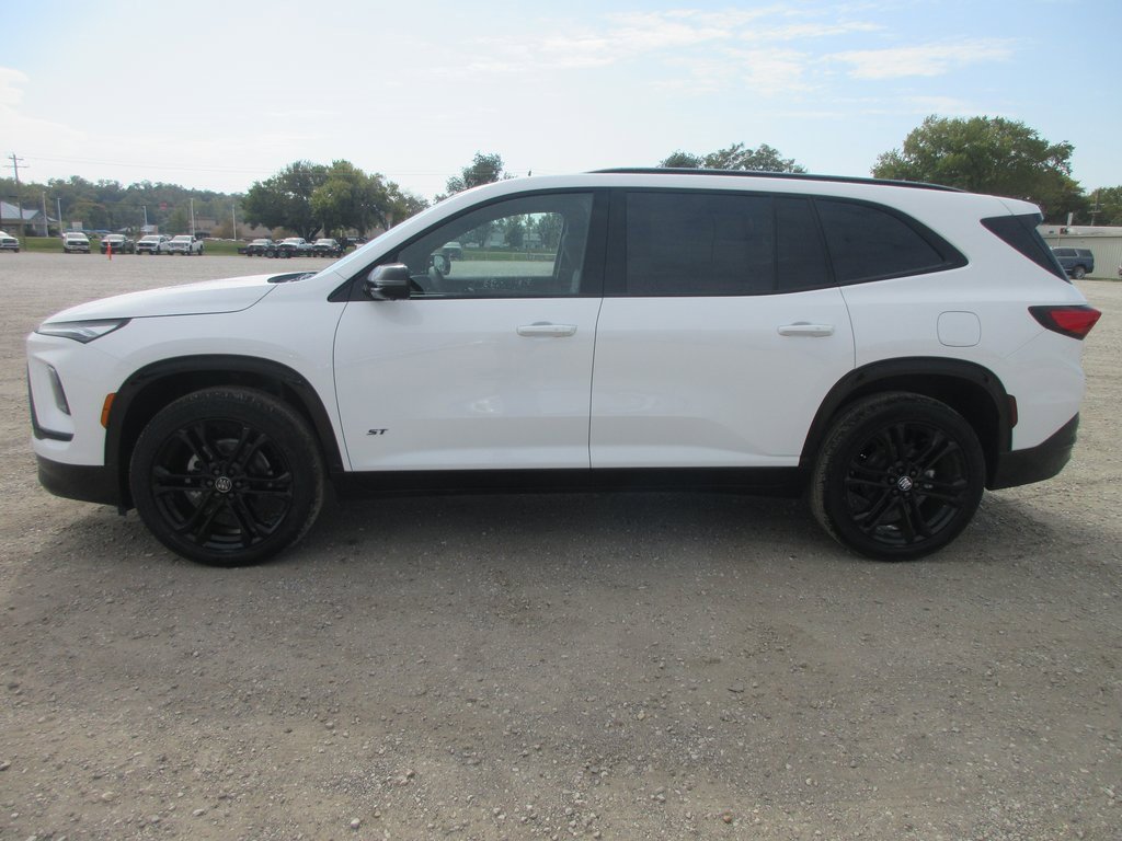 New 2026 Buick Enclave Sport Touring w/ Power Package image 9