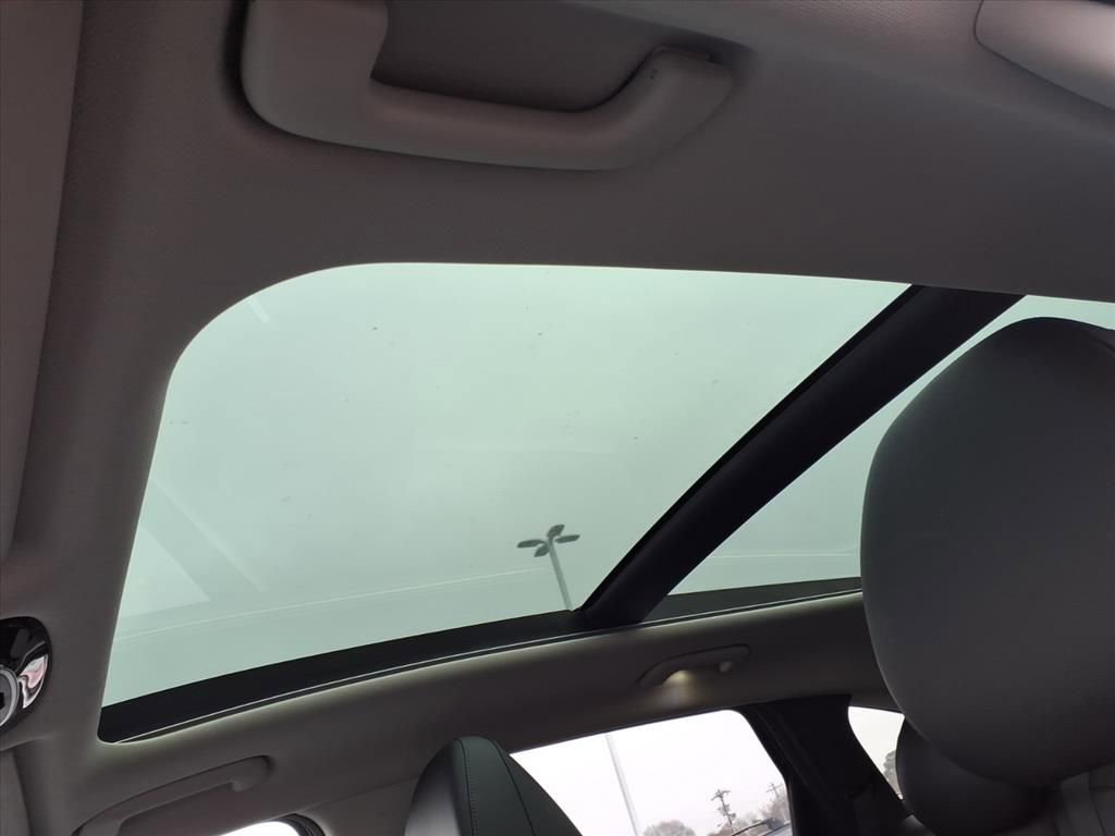 Used 2022 Hyundai Tucson Limited w/ Cargo Package image 9