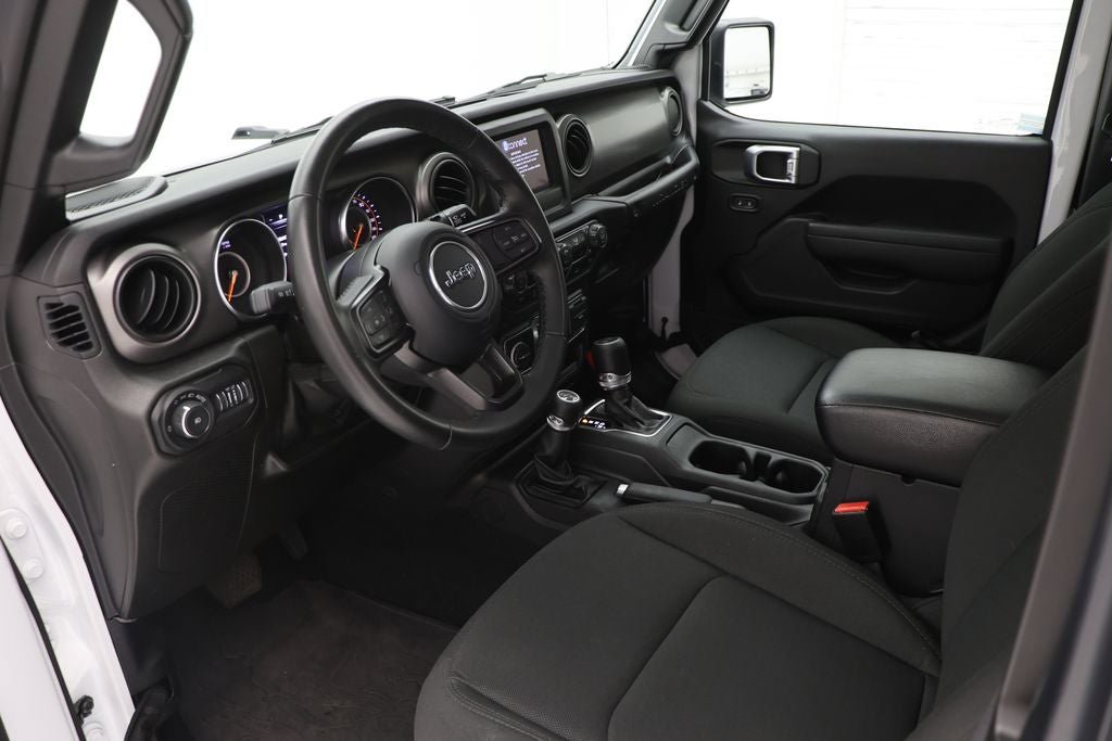 Used 2022 Jeep Wrangler Willys image 10