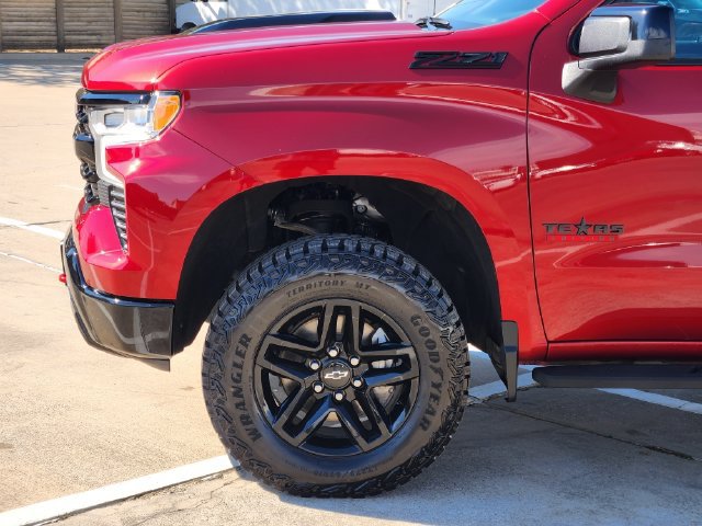 Used 2024 Chevrolet Silverado 1500 LT Trail Boss w/ Convenience Package II AWD/4WD image 15