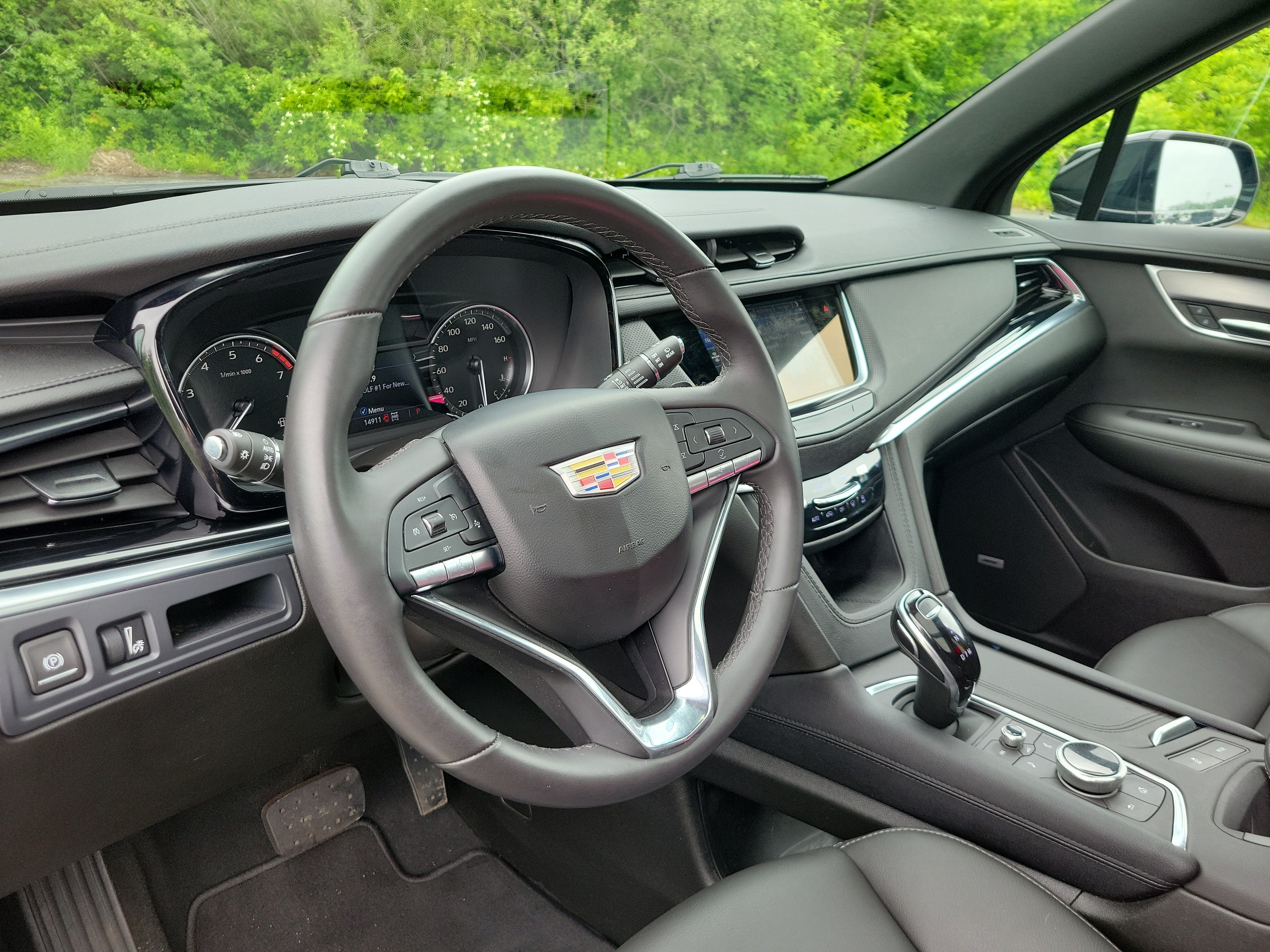 Certified 2024 Cadillac XT6 Luxury AWD/4WD image 22