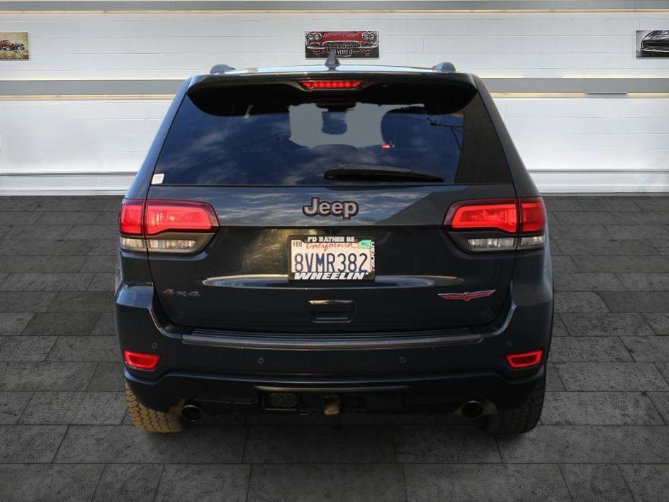 Used 2018 Jeep Grand Cherokee Trailhawk AWD/4WD image 6