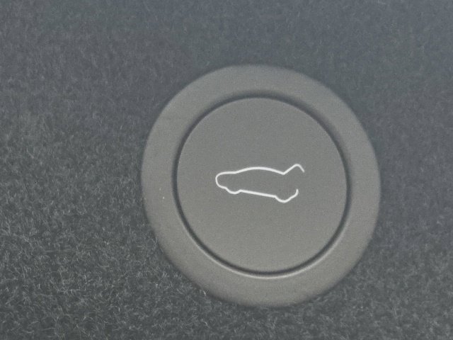 Used 2026 Tesla Model Y Performance AWD/4WD image 27