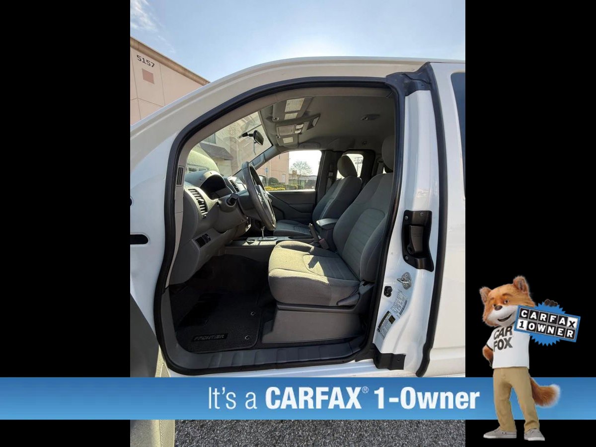 Used 2020 Nissan Frontier S w/ S Utility Package RWD image 2