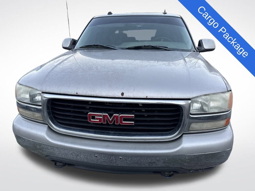 Used 2005 GMC Yukon XL SLT w/ SLT Preferred Equipment Group image 2