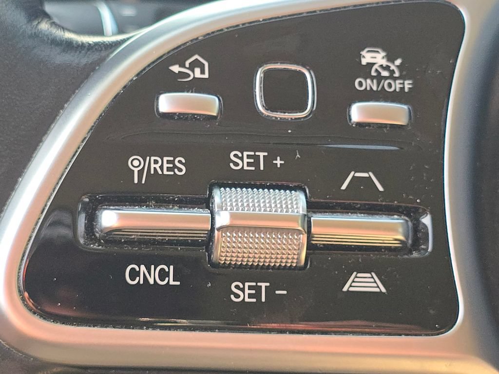 Certified 2022 Mercedes-Benz GLC 300 4MATIC image 33