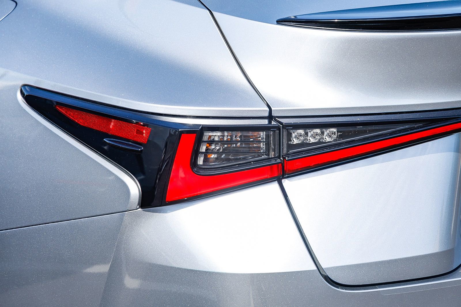 Used 2023 Lexus IS 350 F Sport w/ Navigation Package image 8