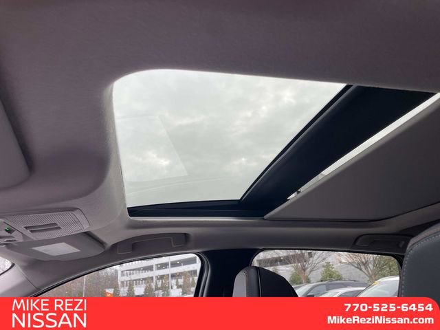 New 2026 Nissan Kicks SR w/ SR Premium Package FWD image 14