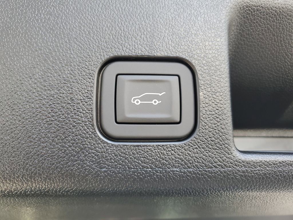 New 2026 Chevrolet Equinox EV RS image 10