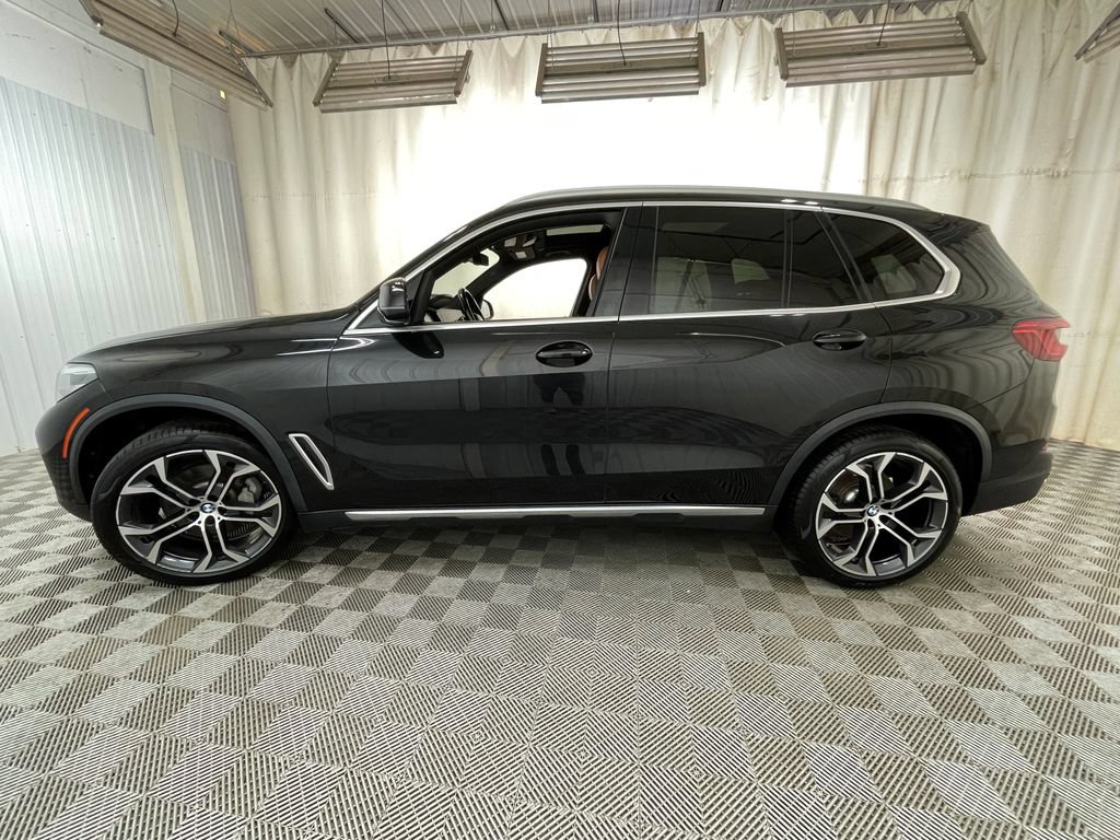 Used 2019 BMW X5 xDrive40i w/ Premium Package 2 AWD/4WD image 18