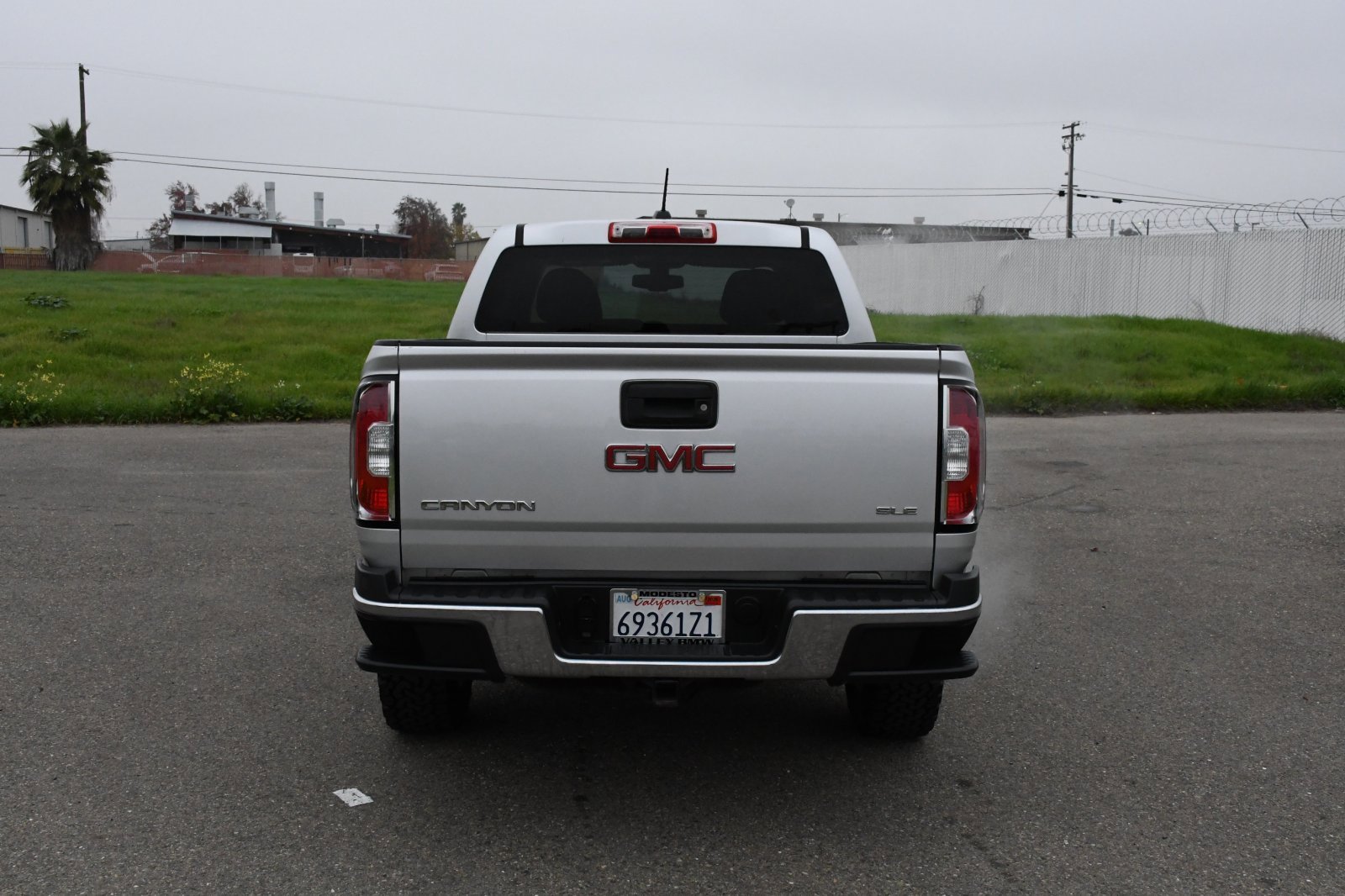 Used 2016 GMC Canyon SLE w/ Trailering Package image 4
