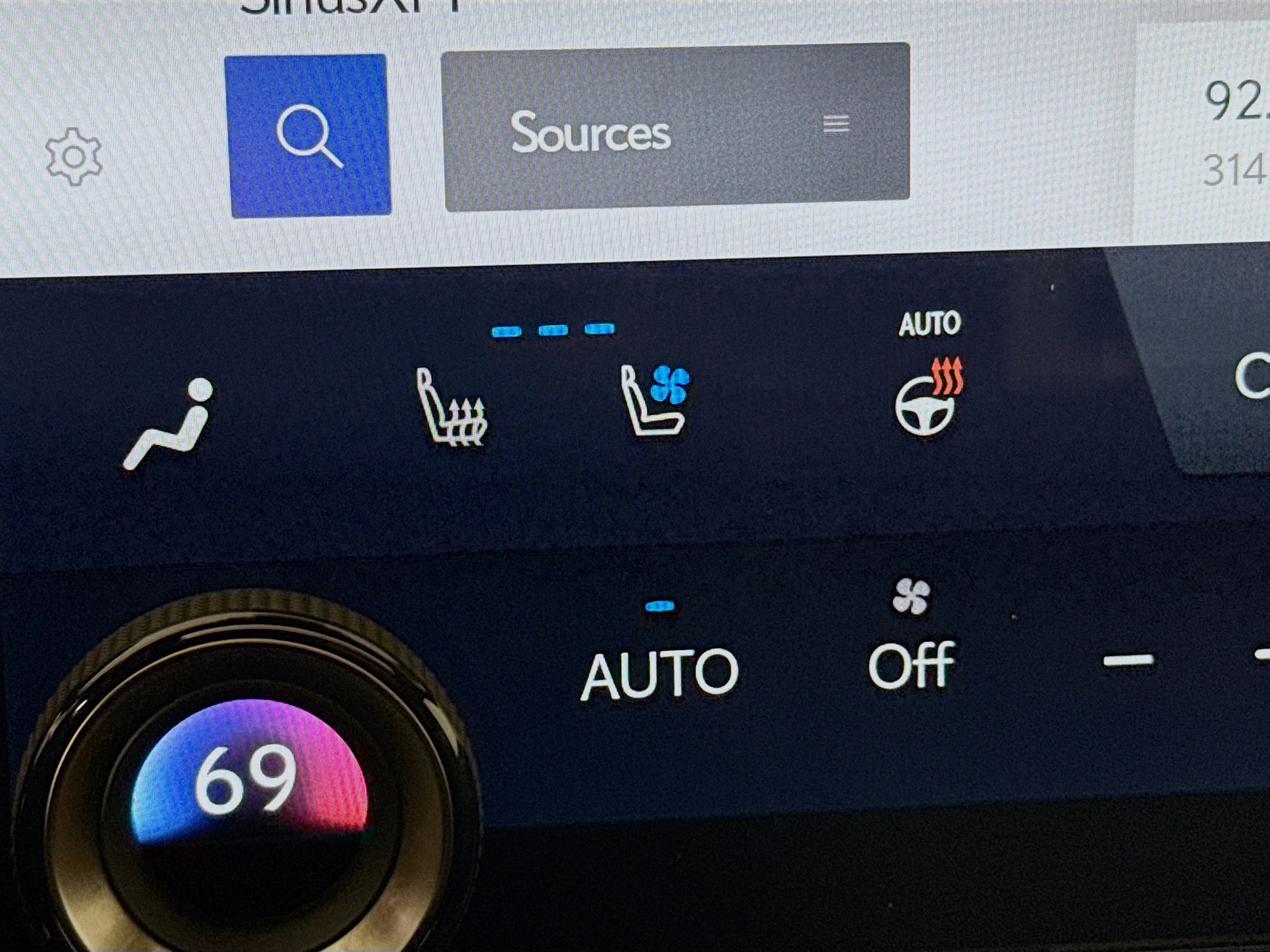 Used 2023 Lexus RX 350 w/ Accessory Package (Z1) image 21