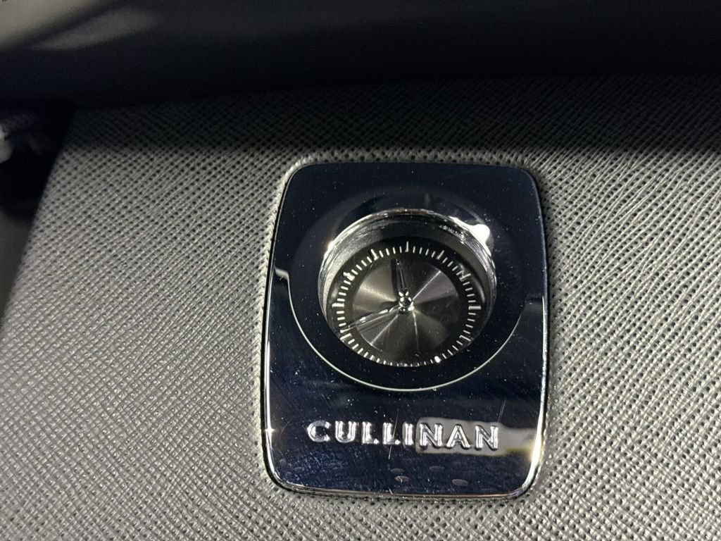Used 2020 Rolls-Royce Cullinan AWD/4WD image 74