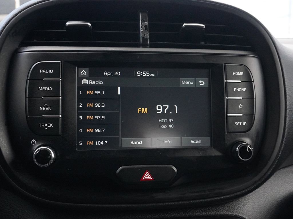Used 2020 Kia Soul LX FWD image 39