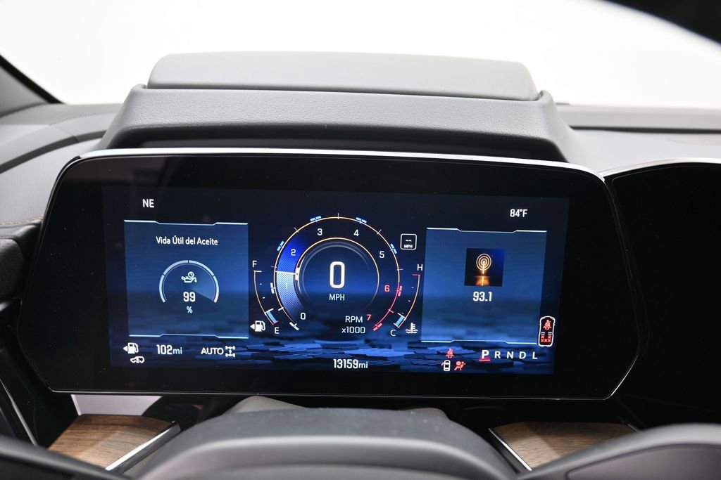 Used 2025 Chevrolet Suburban High Country AWD/4WD image 11