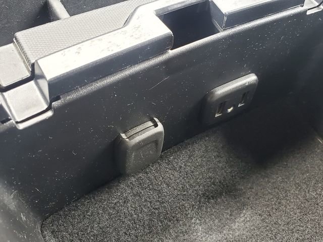 Used 2018 Chevrolet Silverado 1500 LT w/ All Star Edition image 32