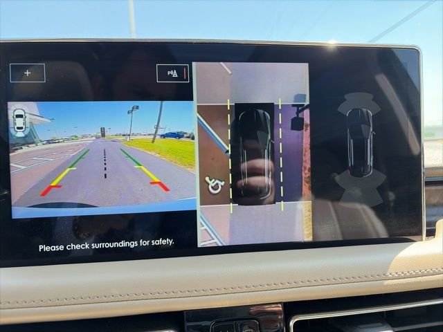 Used 2022 Lincoln Nautilus Reserve w/ Equipment Group 202A image 18