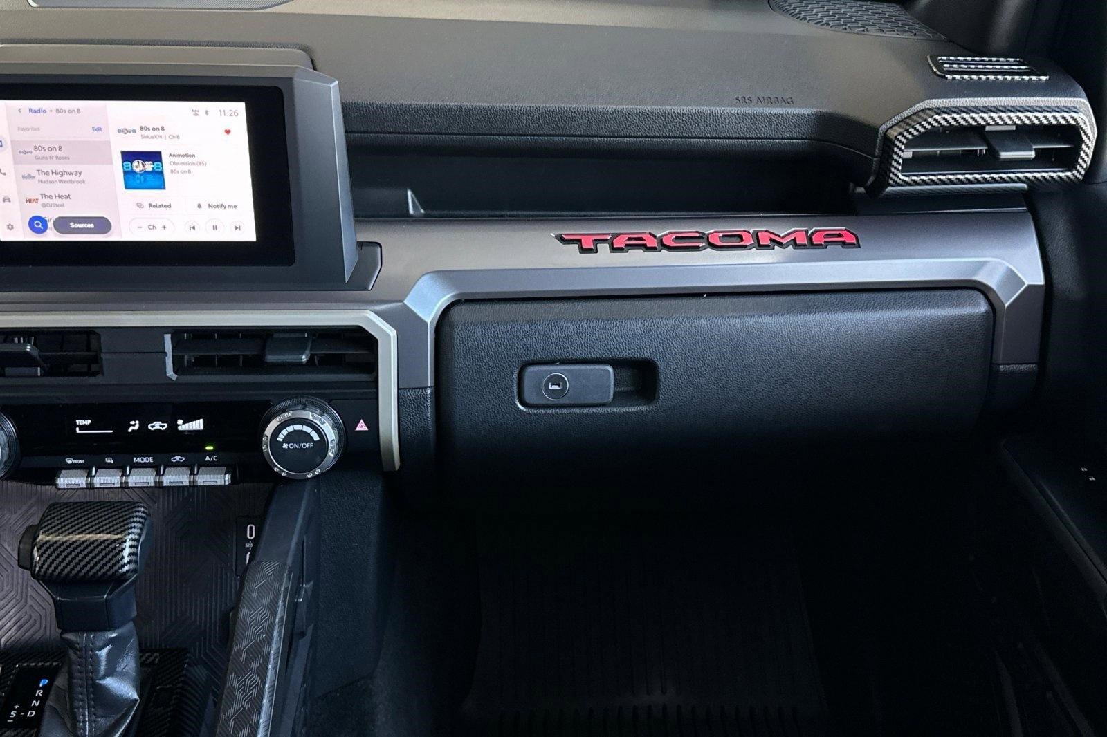 Used 2025 Toyota Tacoma SR5 AWD/4WD image 28