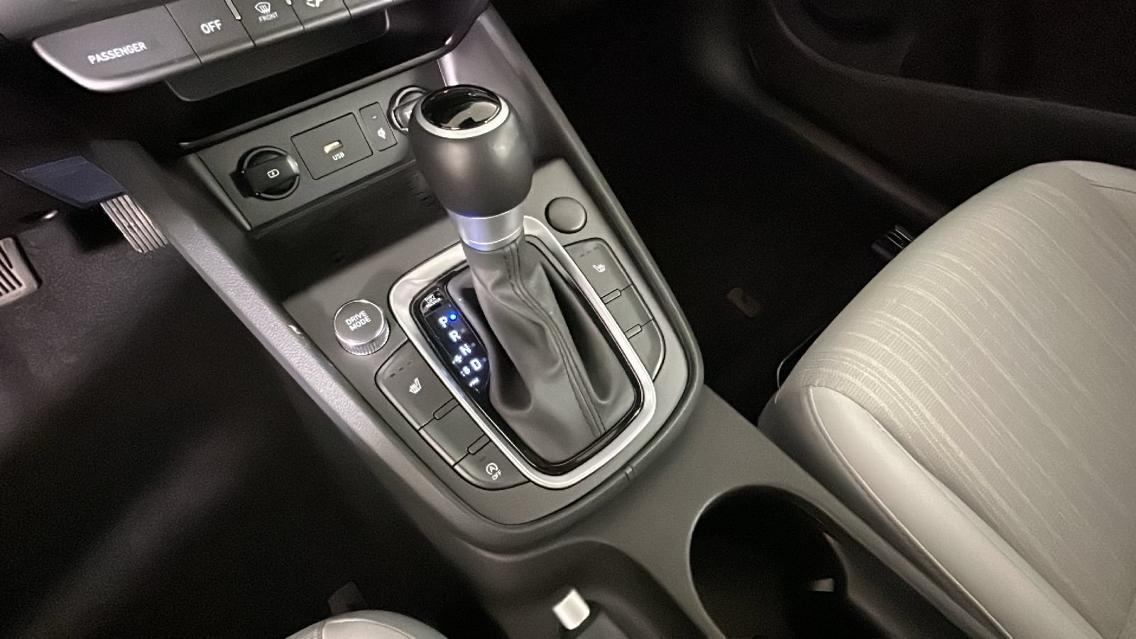 Certified 2023 Hyundai Kona SEL w/ Convenience Package FWD image 26