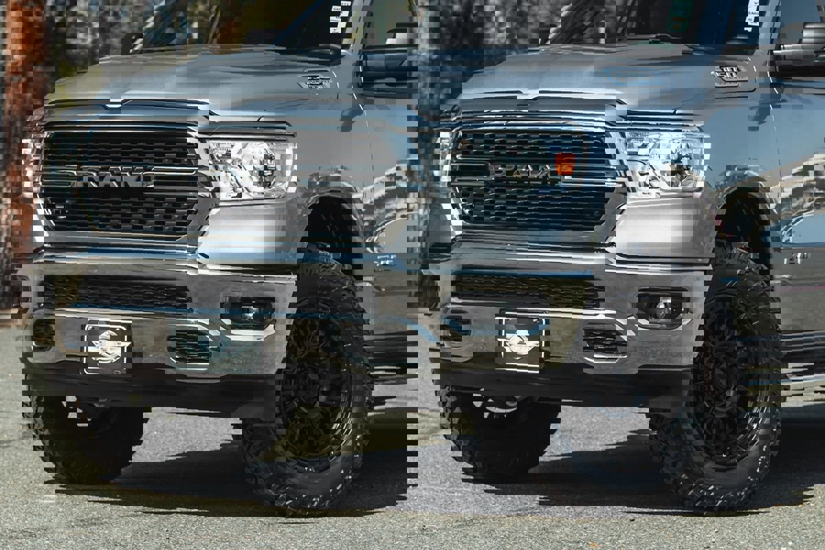 Used 2023 RAM 1500 Lone Star image 2