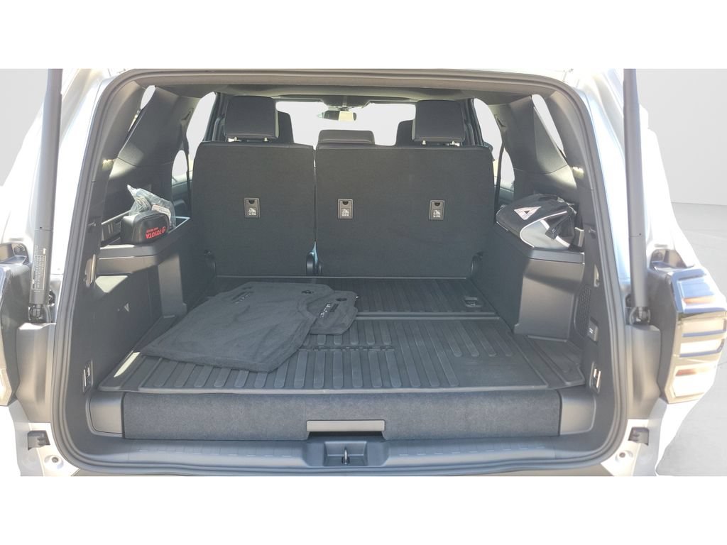 Certified 2026 Toyota 4Runner Platinum AWD/4WD image 9