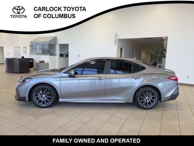 Used 2025 Toyota Camry SE w/ Convenience Package