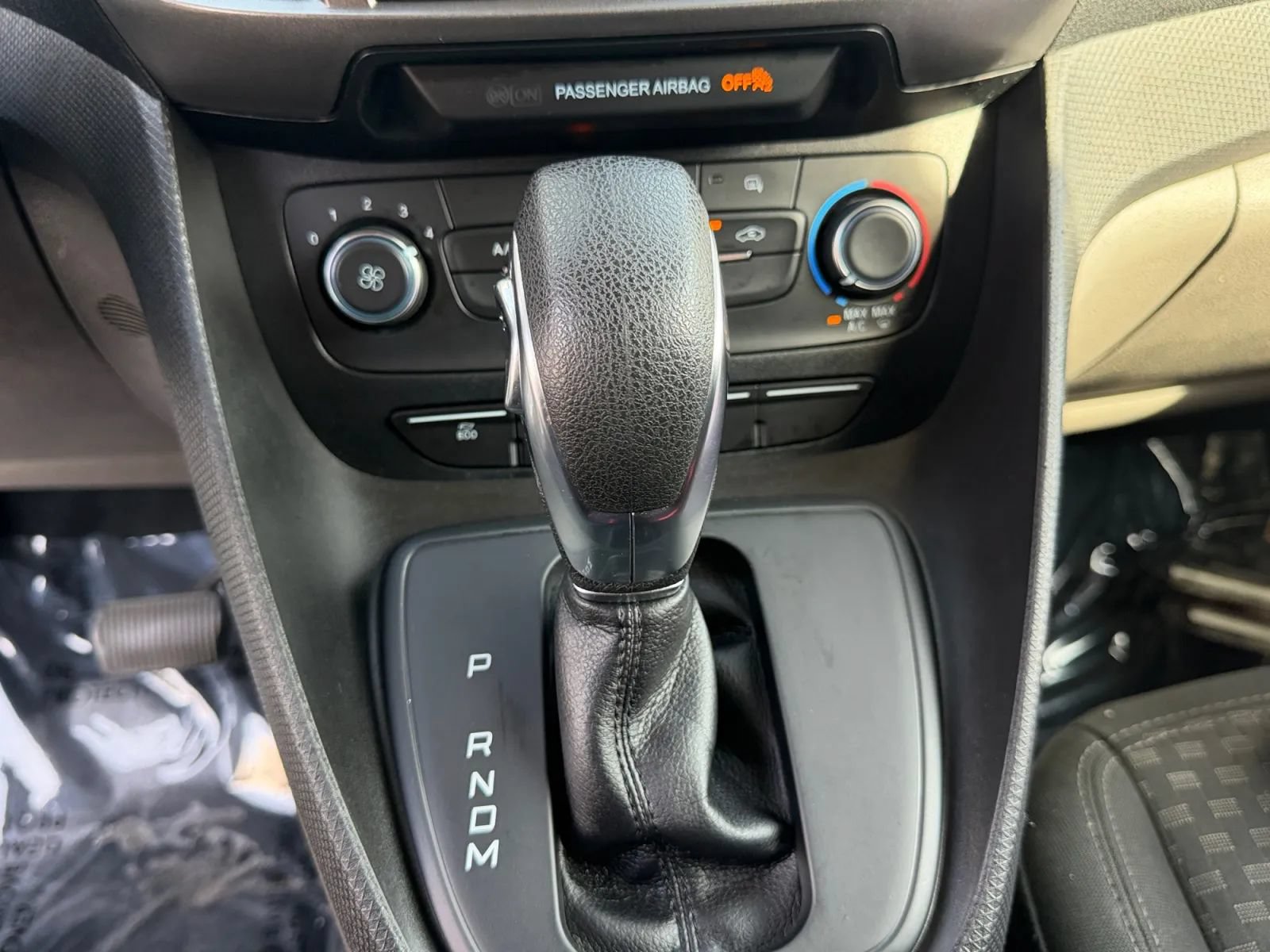 Used 2020 Ford Transit Connect XLT FWD image 18