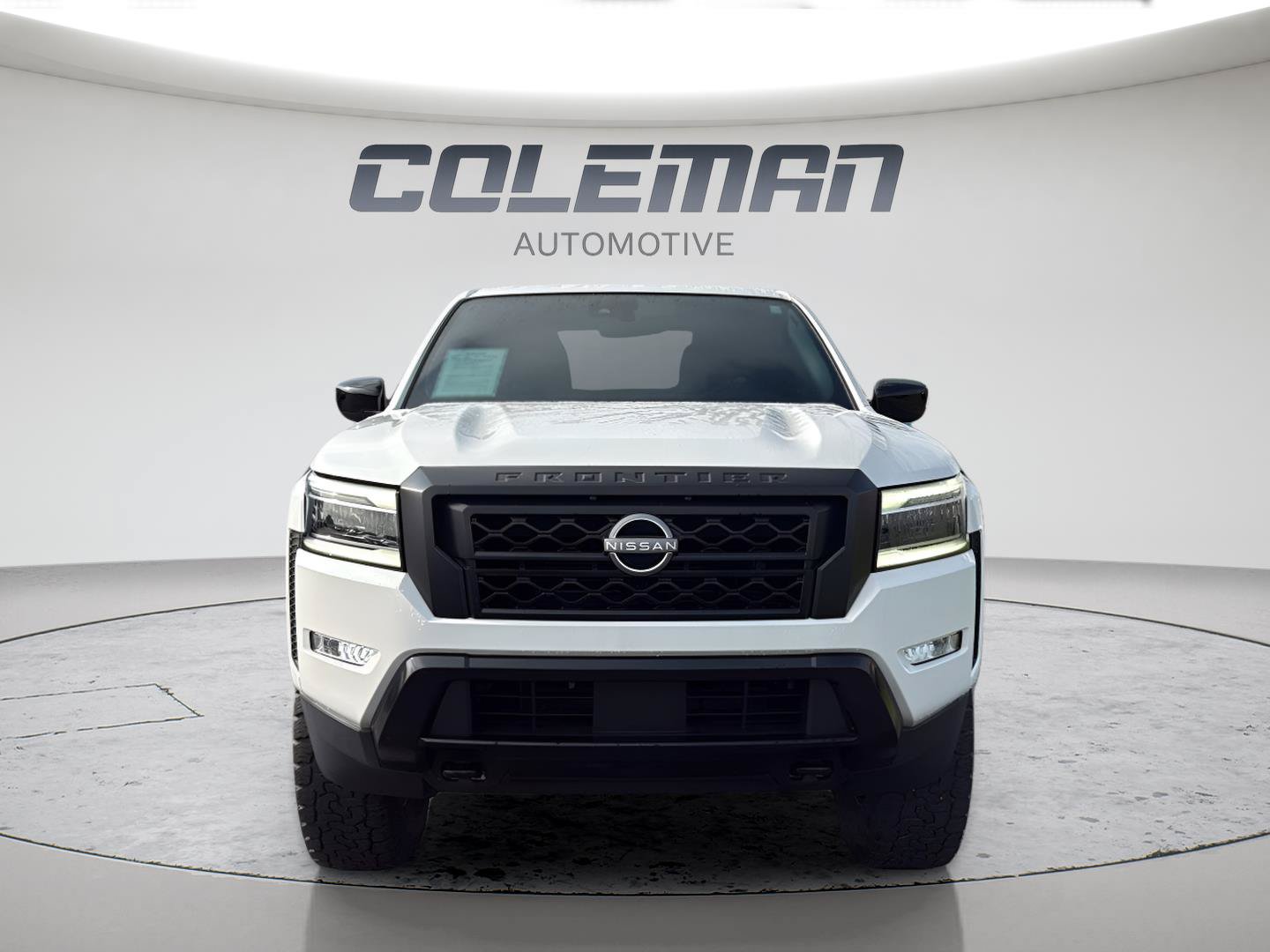 Used 2023 Nissan Frontier SV w/ Midnight Edition Package AWD/4WD image 7