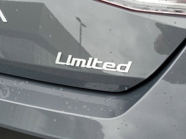 New 2026 Hyundai Elantra Limited image 24