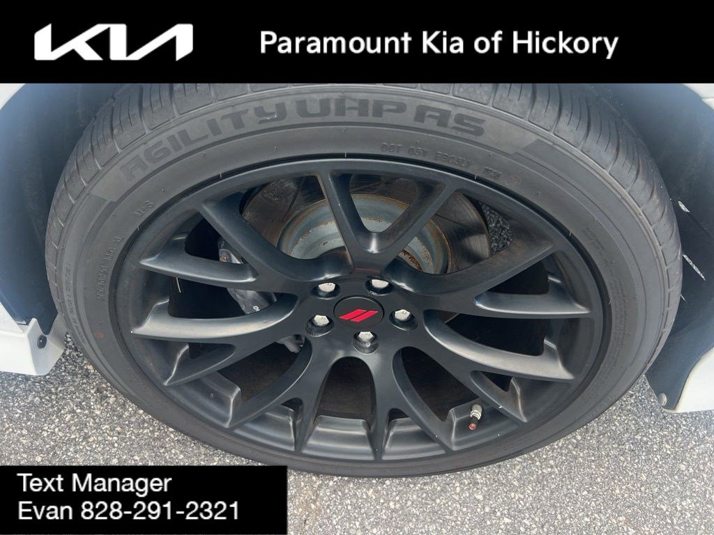 Used 2017 Dodge Charger R/T Scat Pack w/ Dynamics Package RWD image 9