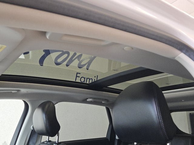 Used 2018 Ford Edge Sport w/ Equipment Group 401A AWD/4WD image 22