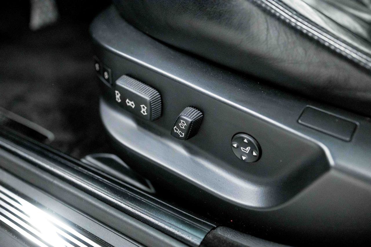 Used 2002 BMW M5 RWD image 48
