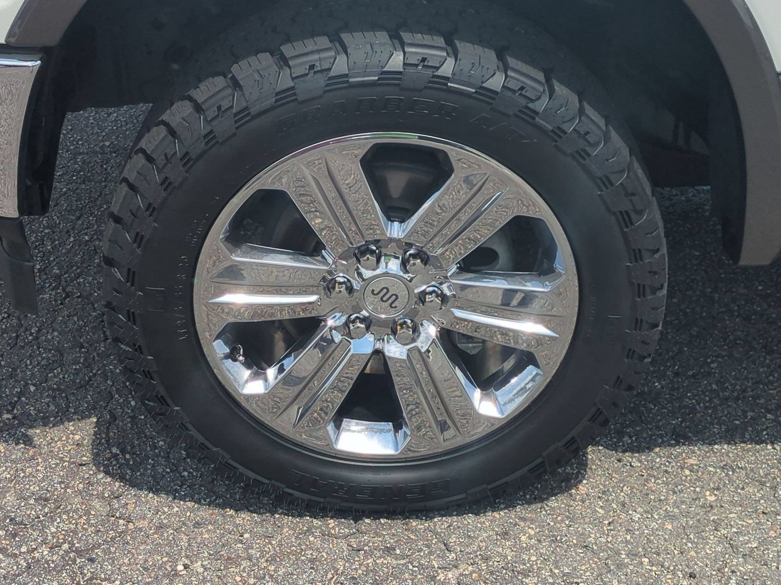 Used 2018 Ford F150 King Ranch w/ Equipment Group 601A Luxury AWD/4WD image 34