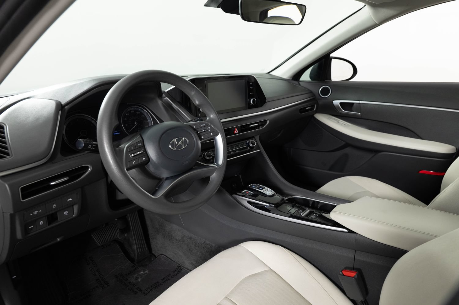 Used 2023 Hyundai Sonata SE w/ Preferred Accessory Package FWD image 12